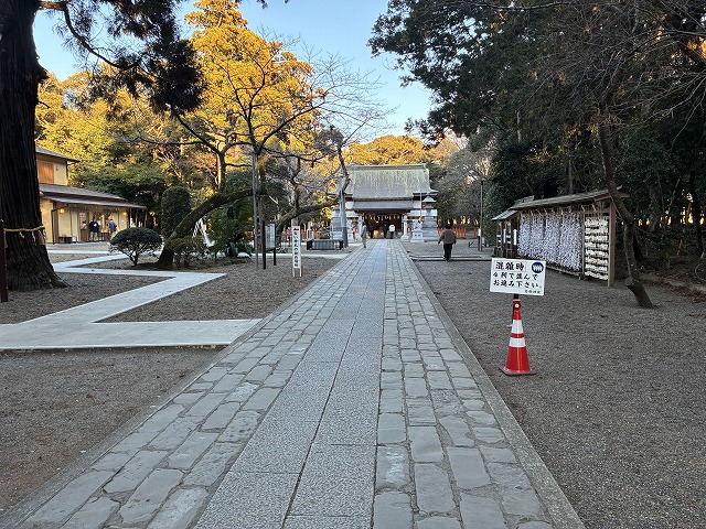 息栖神社の社殿への参道