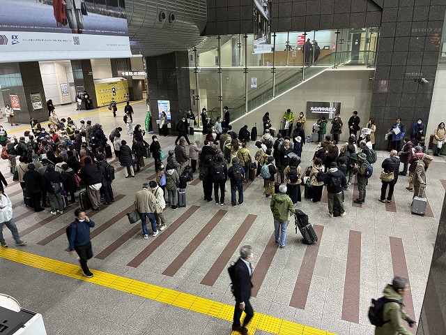 �����w�̓��{����