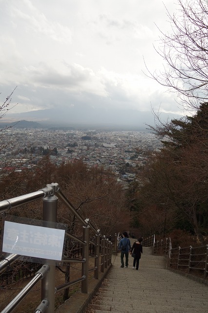 新倉富士浅間神社