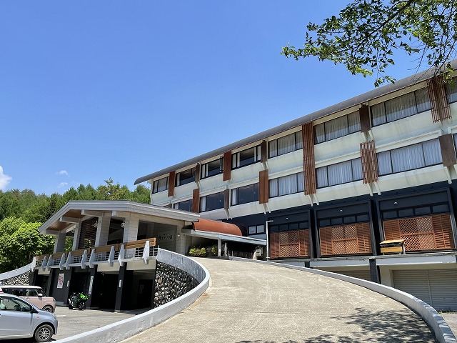 �{�i���̐X