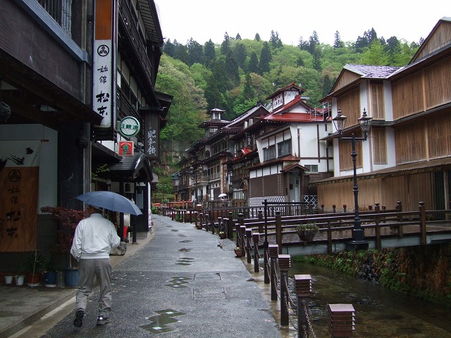 銀山温泉