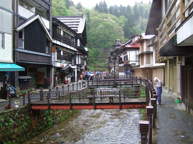 銀山温泉