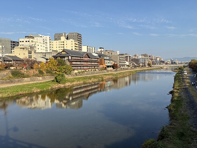 五条大橋からの鴨川
