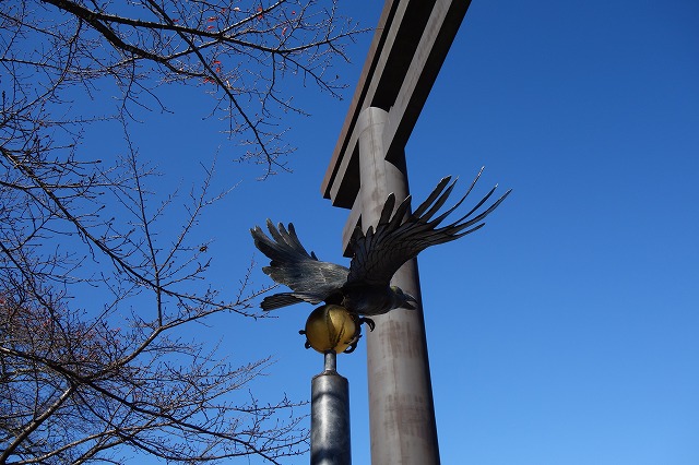 熊野本宮大社旧社地 大斎原のヤタガラス