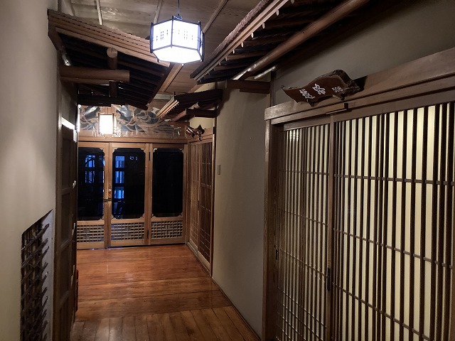 歴史の宿金具屋