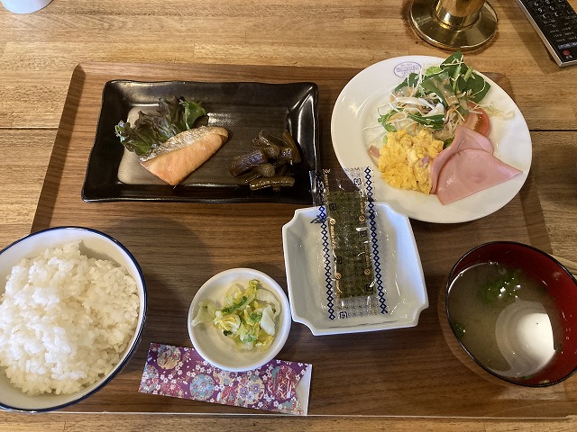 ガーデンタイムの朝食