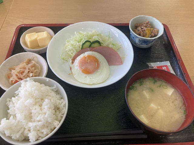 ビジネスホテルマイルドの朝食